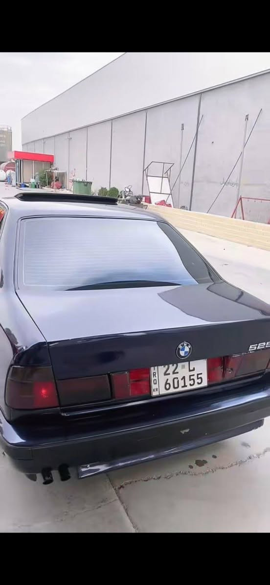 bmw 525i مۆدیل 1990 مواسەفات کوشین کارەبەی  سەلایت چار جام کارەبەی گێر تۆماتیت تەبریت  شاغالە چوار ویلی سفری  یز لەسەرە  سەبوغ عامە بەبێ لێدان   *********** گار موشتەری نی بێزارم مەکە گۆریناوەش نەکەم أربيل, العراق
