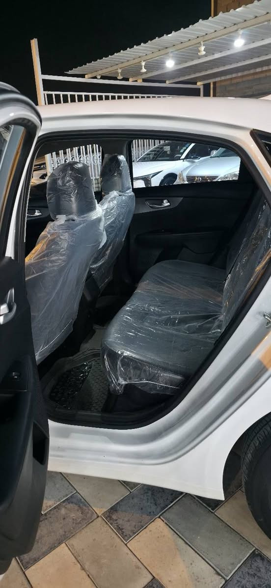 🚘 كيا K3 موديل 2024 | فول مواصفات 🔥
للبيع KIA K3 2024
🔹 محرك 1500cc Dual Nozzle
🔹 كير أوتوماتيك
🔹 رقم أربيل
📍 السيارة موجودة في النجف
🔥 المواصفات:
✅ فول أوبشن
✅ فتحة سقف
✅ شاشة وسطية
✅ كاميرا خلفية
✅ شاشة عدادات رقمية
✅ شاشة بالكير
✅ تحكم ستيرن بجهتين
✅ بصمة أبواب
✅ تشغيل بصمة Push Start
✅ شاحن Type-C سريع
✅ كير طيارة
✅ سايد بريك كهربائي
✅ Auto Hold
✅ 4 أوضاع قيادة: Sport / Eco / Smart / Comfort
✅ لايت LED أمامي 3 عدسات متحركة
✅ خلفي LED متصل
✅ إشارات بالمرايات الجانبية
✅ دخول وتشغيل بدون مفتاح
✅ تحكم كامل من الستيرن
📊 العداد: 56 ألف كم وقابل للزيادة
🔴 ملاحظة:
السيارة بيها بارد بهلال الجامَلغ وبيها كم رصعة، والتفاصيل واضحة بالسونار المرفق في الصور..
💰 السعر: 138 ورقة
والسعر بيه مجال بسيط، والمراوس حسب القناعة.
📍 النجف
📞 ***********
🔥 السيارة فل مواصفات، والبيع للجادين فقط..
