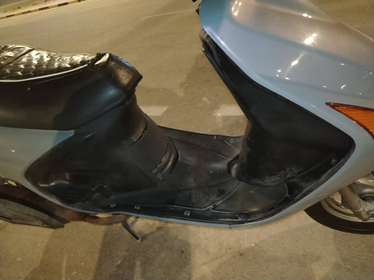 دراجه فراشه للبيع ناعمه شغاله سفل كهربائيات مكينه جديده مامفتوحه السعر 550 وبيها مجال قليل ***********
