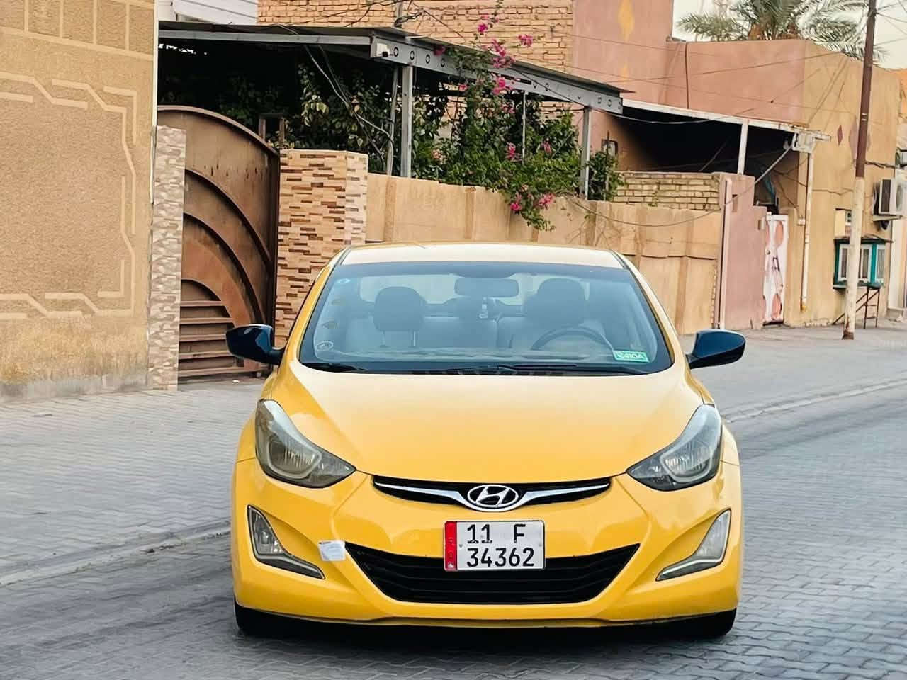 سلام عليكم البيع هونداي إلنترا موديل 2016 وارد امريكي حادث باب الخلفي فقط ولباقي مكفولة  شرط السونار كفالة عامة اليبل وآحد نص فول مواصفات سيارة جديدة وجاهزة من كلشي تبريد ثلج حدادية تخم تاير كير ومكينة 1800 دوش مكفولات سنويه الغايه 2027 هيه غرامات مصفره السعر  100 لاستفسار الاتصال عله الرقم *********** مكان السياره كربلاء مكلف بنشر رجائآ
