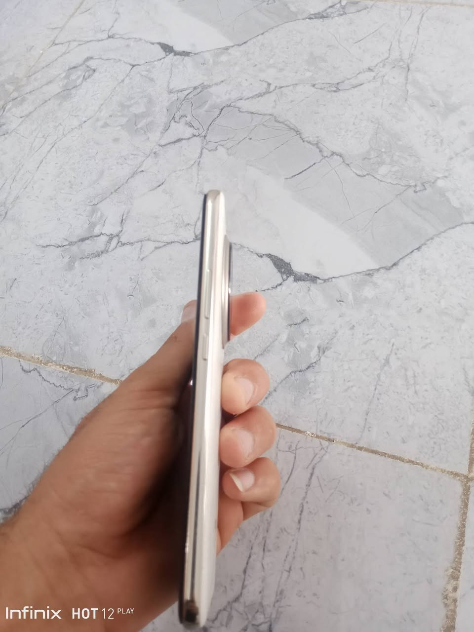 للبيع
ريلمي 14 برو بلس 
مستخدم 3 اشهر فقط 
ذاكره 512
رام 12+12
بطاريه 6000
كامرات غنيه عن تعريف 
عنوان موصل برطله 
سعر 650بي مجال 
***********

نص مكتوب في الصور:
- Infinix HOT 12 PLAY