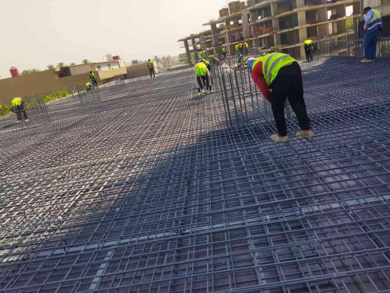 يوجد لدينا كادر حدادين تسليم مهندس ناخذ بطن وقطعي رقم الهاتف *********** ابو
