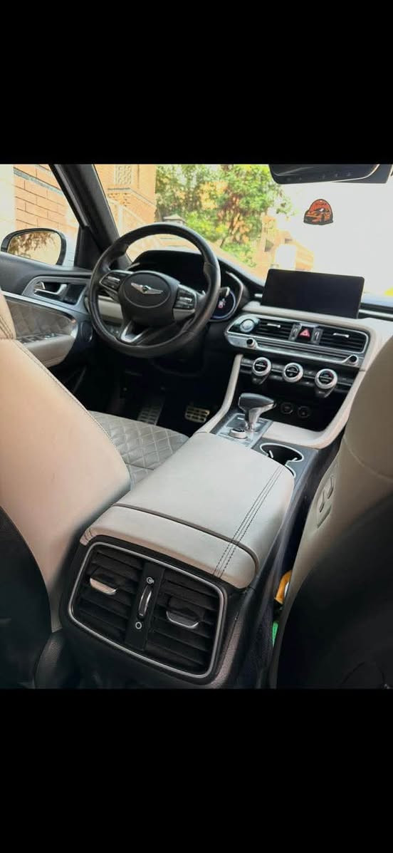‏Genesis  G70  2023 PRESTIGE
🩶🩶للبيع او المراوس 
‌‎ المحرك / V6 3.3cc twin turbo
‌‌‏376 HP🐎🐎🚀🚀
رقم بغداد    برستيج اعلى مواصفات 
السيارة تو ويل 
‏(0-100km) 4.8 s🚀🚀🚀
‏‌‎فول مواصفات1/1  اعلى فئة 
‏‌‎  فتحة سقف (بانوراما) 
ماشية ٦٩ الف كيلو متر 
‌‎اللون :- ابيض 
‏‌‎الضرر :-  جاملغ وبنيد 
الصبغ جاملغ فقط بنيد نفس اللون مبدل 
‌‎ المواصفات :- بصمة
‏‌‎:- تشغيل عن بعد
‏‌‎:- كشنات ميموري سيت
‏‌‎:-كشنات تدفئة تبريد 
‏‌‎:- ستيرن كهرباء  + هيتر
‏‌‎:- 5 وضعيات قيادة ( Eco - Comfort - Sport - Sport plus - Costume )
‌‌‏:- Auto Hold
‏‌‎:- شحن وايرليس
‏‌‎:- سستم سماعات Lexicon 
‏‌‎:- داتا شو
‌‎:- داخل جلد ابيض 
‌‎:- سقف كانتارا (شامو)
‏‌‎:- كاميرات جانبية تشتغل مع الاشارة داخل العداد
‏‌‎:- كاميرا خلفية
‏‌‎:- شاشة كبيرة
‏‌‎:- كيجات ديجيتال
‏‌‎:- رادارات امامي وخلفي وجانبي
‏‌‎:- كشنات جلد + كهرباء 
‏‌‎:- 5 كاميرات 360 درجة 
‏‌‎:- حساسات امامي وخلفي
‏‌‎:- نظام تحديد المسار 
‏‌‎:- دسكات بريمبو 6 بستم بلاد 
‏‌‎:-مري شفط +اشارة +تعتيم الضوء 
‏‌‎:- لايت LED امامي خلفي 
‏‌‎:-دخول ذكي مع انارة ترحيب
‏‌‎:-قيادة ذاتية  
‏‌‎:-تحديد مسار+مثبت سرعه تفاعلي يدوس بريك ويمشي تلقائي
‏‌‎:-ويل كروم  
‏‌‎:-مرقم بغداد رقم تحويل بشرط سنويه 
‏‌‎:-  وبعد بيها مواصفات هواي 
‏‌‎ملاحظة :- كير ومحرك وصدر وكهربائيات كله بشرط)
السعر 195 
***********

