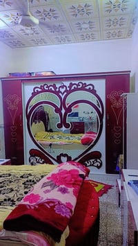 غرفة اخشاب • تركي • نظيفه جدا