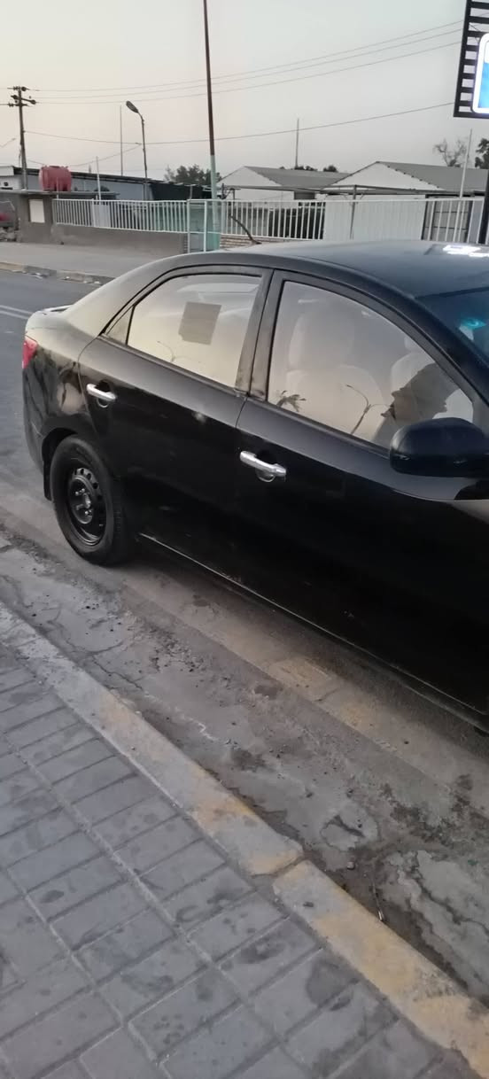 سيراتو ٢٠١٢ كير ومحرك جيده تبريد شغال سنويه جديده السعر ٧٠ المكان السماوه الاتصال ***********
