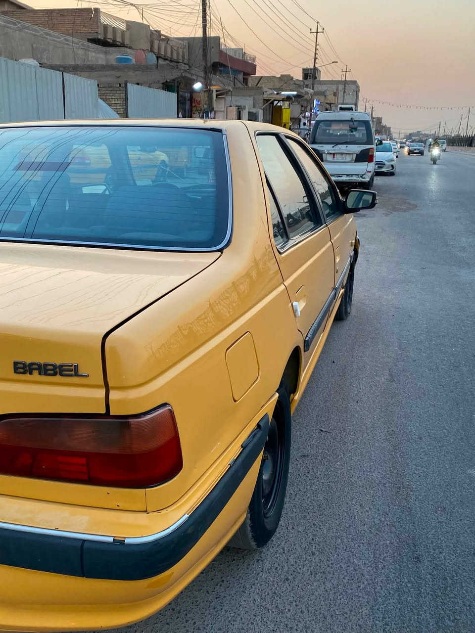 بيجو بارس موديل ١٥ سياره خير من الله تدفئه تبريد مكينه خير من الله الصدر نضافه ٥٠ ٪؜السياره بيها ضربه باب الي خلف السايق فقط لا مبدل ولا معجون على البارد السعر ٤٥ رقم الموبايل ***********مكاني بغداد البياع
