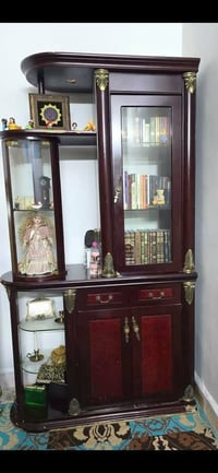 معرض للبيع وجهين يرهم قاطع  وكاونتر وسنك  07700130503