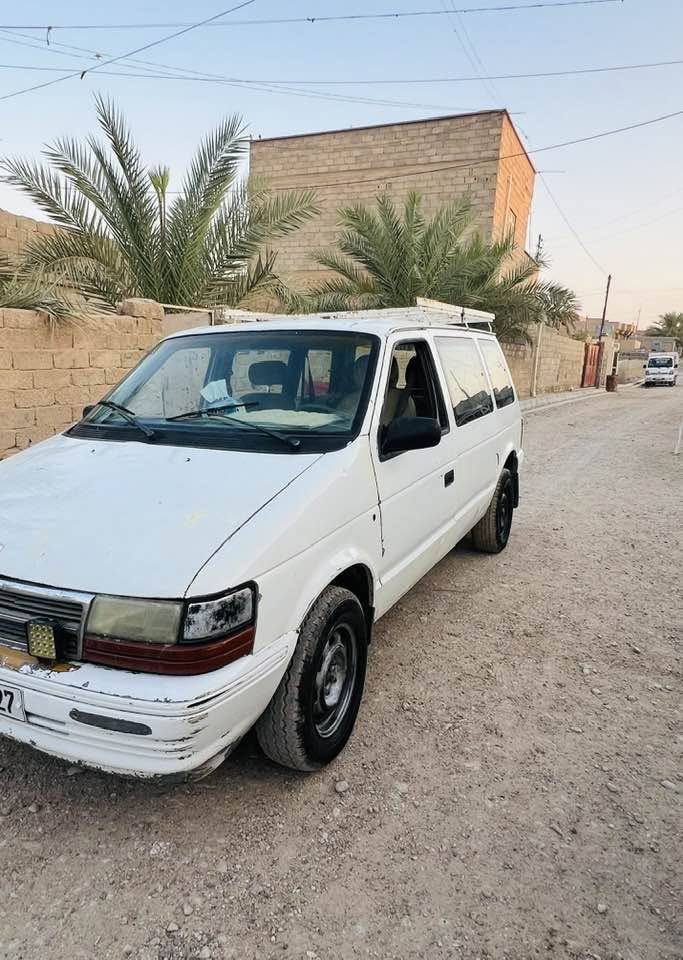 سلام عليكم سياره كرايسلر موديل 93 للبيع جاهزه من كلشي شرط كفاله مسجل سنويه تحويل مباشر السعر 28 الاستفسار عل هاذا الرقم ***********
