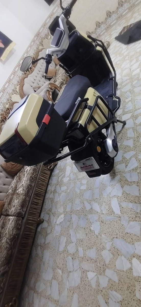 سلام عليكم دراجه شحن جديده جدا بطاريه كرافن مديل٢٠٢٦ بعدها بلنايلون السعر٩٠٠ وبيها مجال مكاني بغداد حي ور***********
