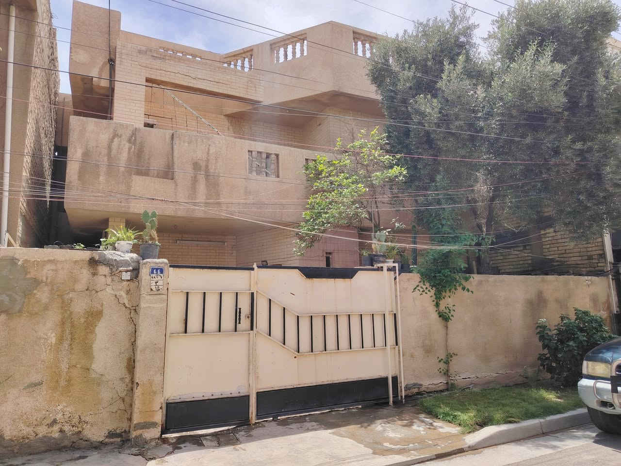 السلام عليكم

تتوفر عروض لدى مكتب الطائي للعقار
بيع وشراء الدور والأراضي في الغزالية حصرا والمناطق المجاوره لها
من 40م 50م 55م 60م 75م 80م 90م 100م 110م 118م 120م 125م 130م 140م 150م 160م 170م 180م 190م 200م220م 320م  إلى مساحات كبيرة بمختلف الأماكن
زورو موقعنا الكائن في بغداد الغزاليه شارع المشجر
مكتب الطائي للعقار بأداره ابو مصطفى الطائي
*********** ***********
