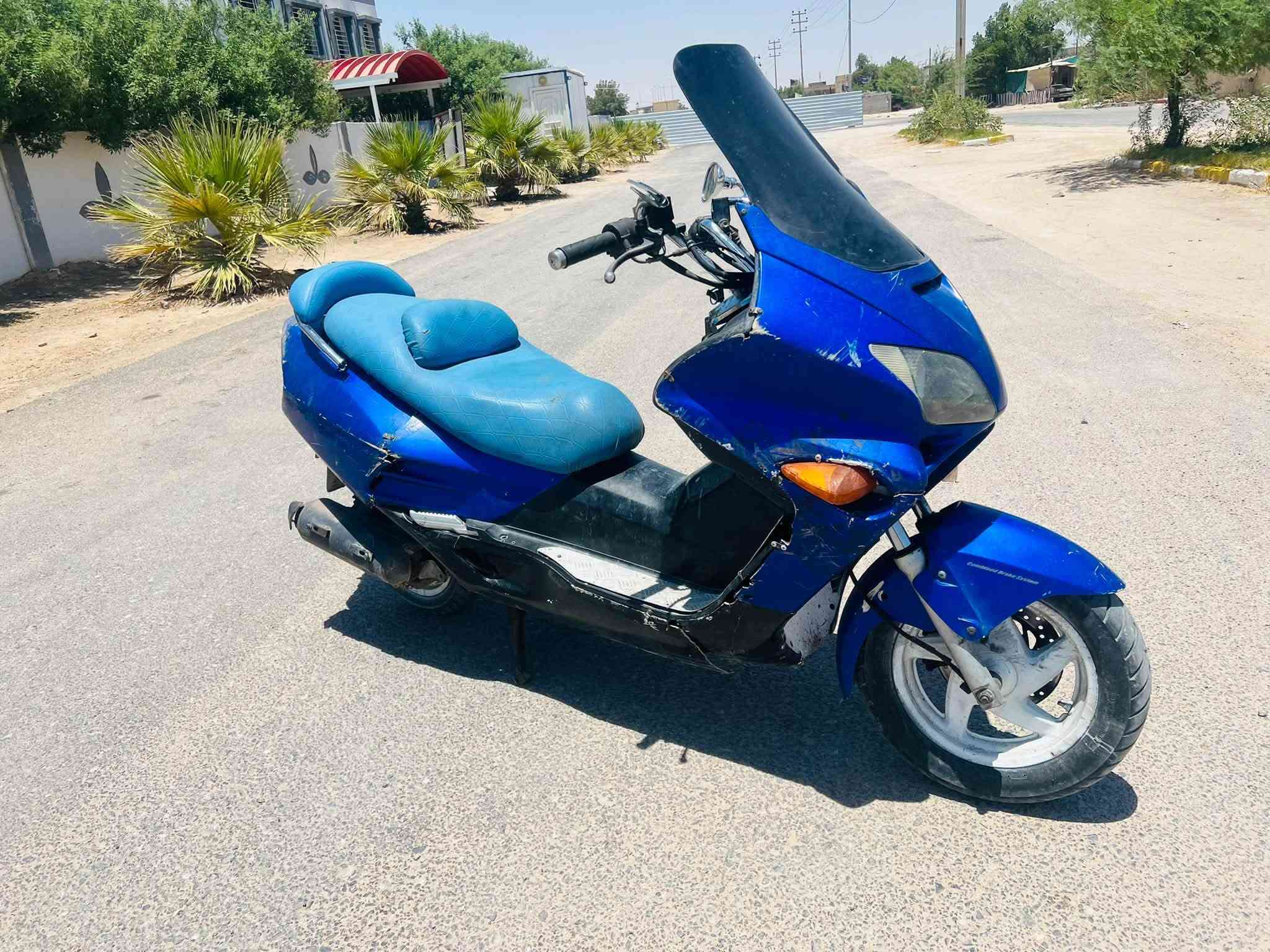 فورزه 06 سعر150 الف قفل ابيع كوم حديد دراجه تشتغل بس عوزه تعديل ابيع كوم حديد كوم حديد مكان سفون قرب مدرسه تعاون ***********

