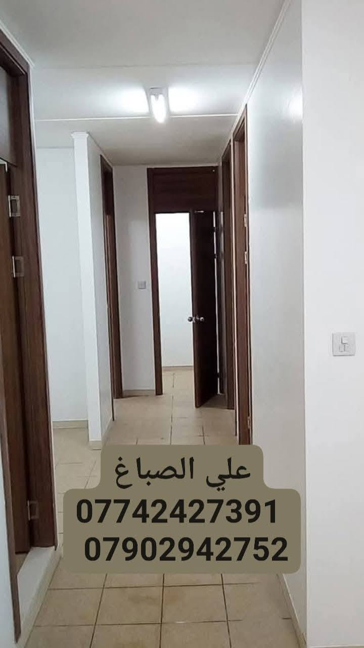 السلام عليكم صباغ شقه بسماية واشتغل بأنسب الاسعار وصبغه باب الشقه وتنظيف بعد اكمال العمل وجميع انواع الصبغ 
***********

نص مكتوب في الصور:
- علي الصباغ ***********
- علي الصباغ *********** ***********