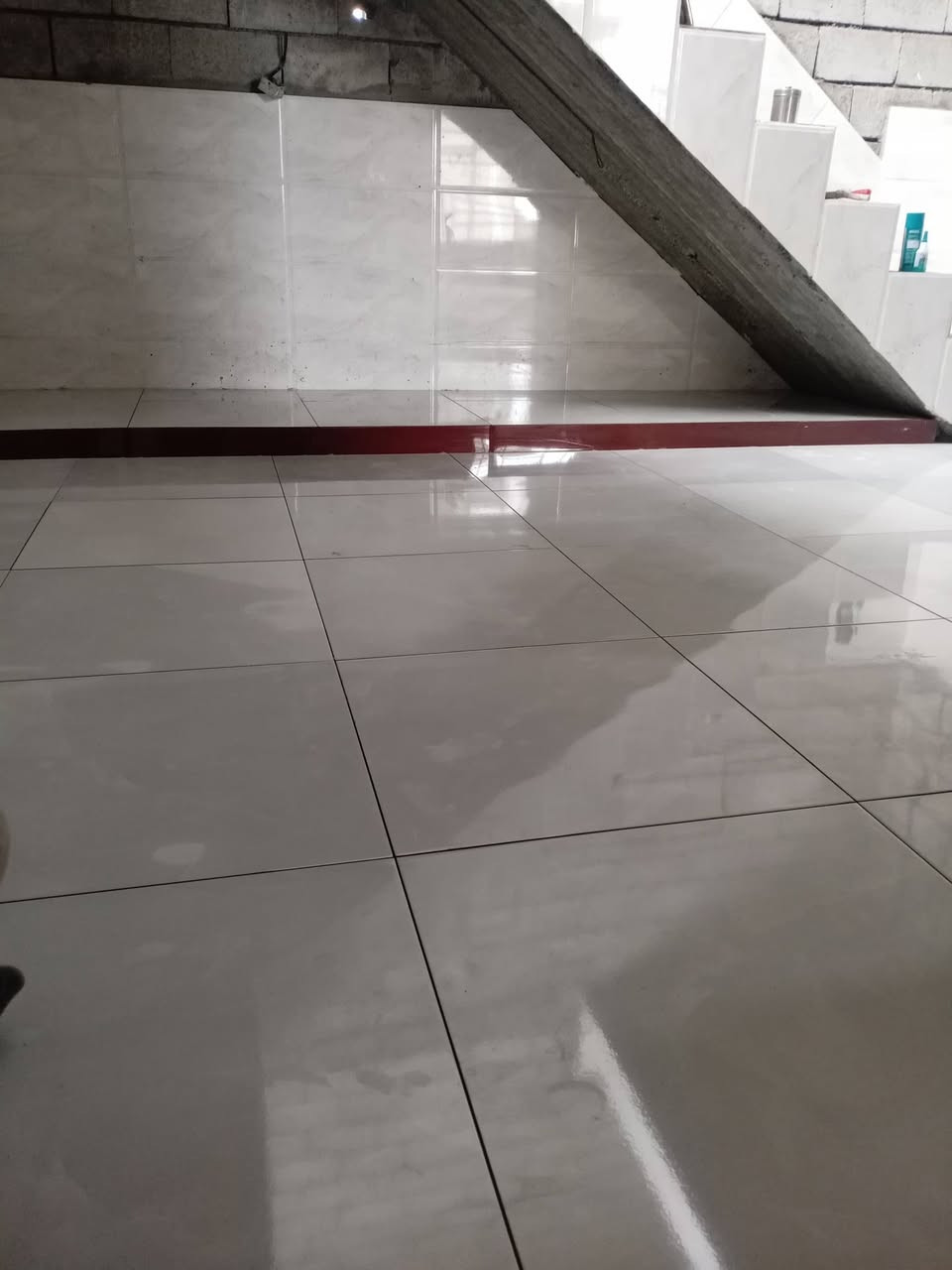 شرط إستلام مهندس ما عجبك الشغل كلي ما عجبني هديه ترظي ابو البيت ما عليك بس الاتصال ***********
