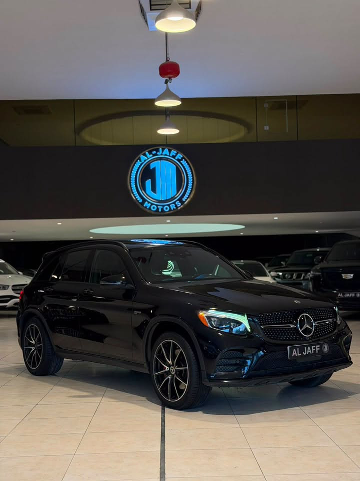 السلام عليكم
للبيع فقط
مارسدس GLC 43 AMG 
محرك 6 سلندر بي توربو موديل 2019 ماشي 98 الف كيلو
فول الفول 4 فصوص
بانوراما وجكات وكامرات 360 درجه وحساسات ورادارات وبصمات وكشنات رياضيه جلد وخزن وتدفئة وصندوك كهرباء وصوت صالنصة رياضي وبعد كلش هوايه مواصفات )
السياره وارد امريكي بدون صبغ او تبديل او ايرباك فقط بالتاير و گير ومكينه بشرط  ورقم الشاصي بالصور

السيارة مرقمه وجاهزه
السعر : 265 $ ورقه 
للأستفسار:***********
العنوان:السليمانية المعارض الجديده معرض (الجاف)

