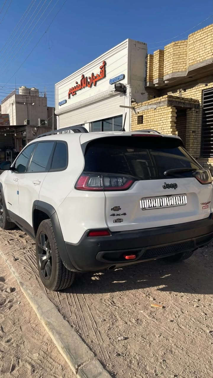 جيب بزون ترايل هوك مديل 19
كير مكينه مكفول v6.3200
رقم اربيل بأسمي 
حادث تبديل بنيد فقط وبارد قليل راسلني ادزلك السونار
بيع او مراوس  
*********** موجود واتساب
