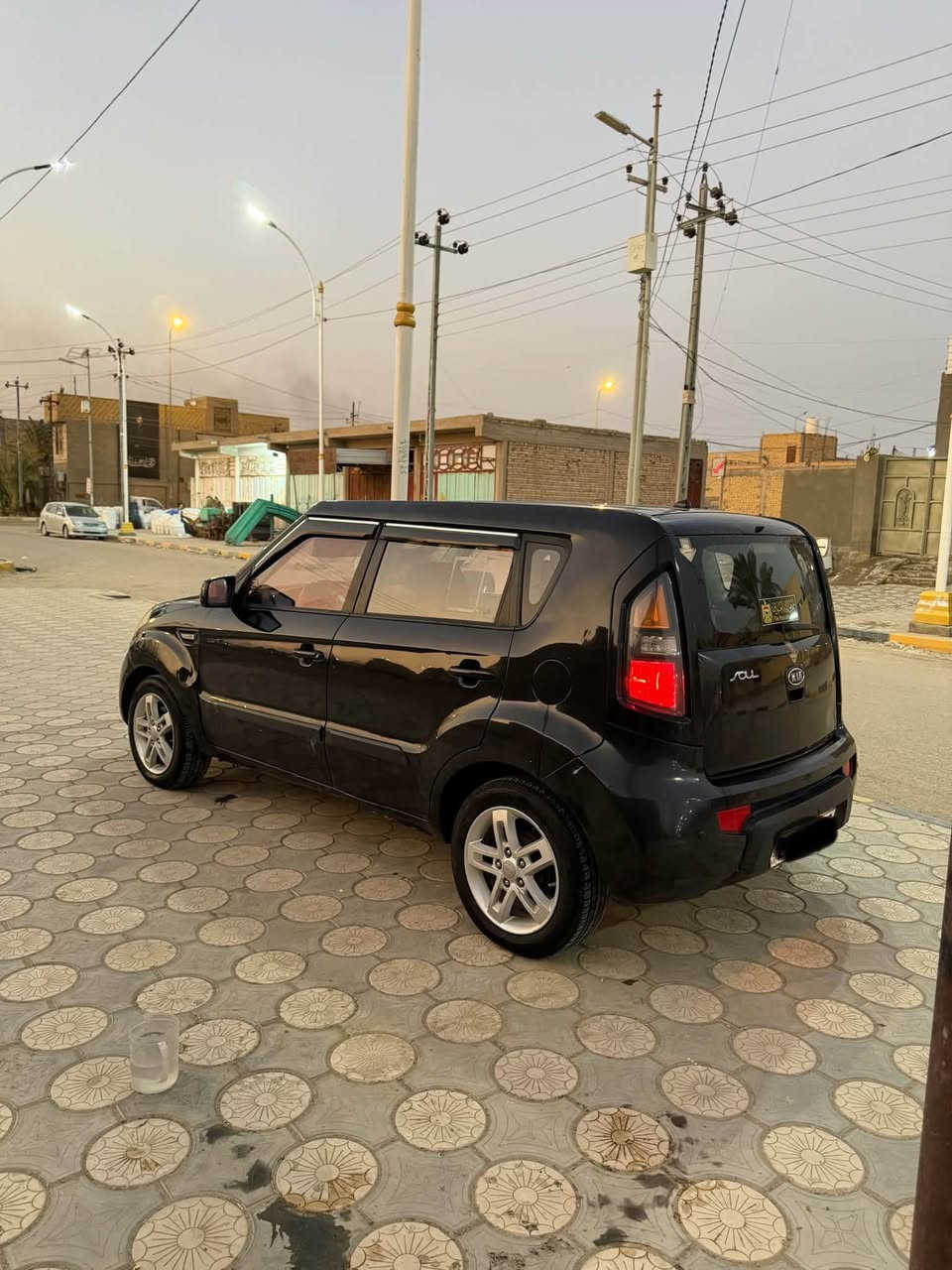 كيه صول موديل 2013 كصه جنطه
￼ادوات ادوات دخول جديد

 متؤمة انگليزي شغل اصلي

محرك  1600 دوش

ليت عدسه 

تبريد ثلج 

حداديه جديده 

تخم تاير جديد

فول تحكم ستيرن 

المكان ناصريه

سعر 43

 اتصل وتدلل ***********
