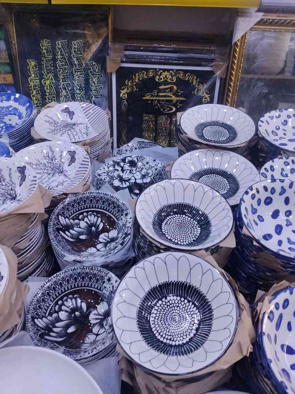 بضاعة جديدة • خزائن • دواليب