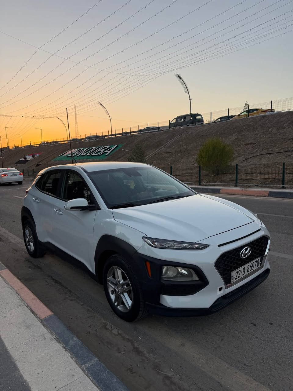 � للبيع فقط | Hyundai Kona 2022 AWD 🔥

🚘 هيونداي كونا 2022 – دفع رباعي
سيارة عملية واقتصادية • حجم مناسب للمدينة • مواصفات حلوة ونظافة واضحة بالصور 💎

🚘 نعمان أوتو | Numan Auto
ثقة التعامل • جودة السيارات

━━━━━━━━━━━━━━━

📊 الموديل: 2022
🇺🇸 الوارد: أمريكي
🛣️ الممشى: 72 ألف ميل
⚙️ المحرك: 2.0 لتر DOHC – 4 سلندر
🛞 نظام الدفع: AWD – دفع رباعي
📄 الرقم: أربيل

━━━━━━━━━━━━━━━

💎 أبرز المواصفات:

✅ دفع رباعي AWD
✅ محرك 2.0 لتر اقتصادي وعملي
✅ شاشة وسطية
✅ Apple CarPlay 📱
✅ كاميرا خلفية 📷
✅ تحكم من الستيرن
✅ مثبت سرعة
✅ بلوتوث + USB
✅ وضعيات قيادة
✅ جنوط ألمنيوم
✅ تكييف ممتاز
✅ منظومة تبريد جديدة بالكامل ✨

━━━━━━━━━━━━━━━

🛠️ الحالة بكل شفافية:

✔️ صبغ 3 قطع فقط:
• باب السائق
• الجاملغ الخلفي جهة اليمين
• الباب الخلفي جهة اليمين

✔️ السيارة مرتبة ونظيفة من الداخل والخارج
✔️ جاهزة للاستخدام

━━━━━━━━━━━━━━━

💰 للبيع بسعر مناسب 🔥
📍 الموقع: ديالى – بعقوبة
📞 للاتصال والاستفسار: ***********

📩 التفاصيل والسعر على الخاص أو الاتصال مباشرة.

#Hyundai #Kona #HyundaiKona #Kona2022 #AWD سيارات_للبيع سيارات_العراق اربيل بغداد ديالى بعقوبة نعمان_اوتو بعقوبة, ديالى
