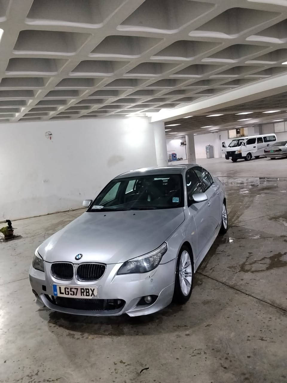 سلاو له سه ر ايزني ئادمين
BMW. E60
530گاز M 57
موديل 2009
بي زه ربه 
كوشن جلد 
سه ياره كه كامل   M
به صمه يه 
ته بريد🥶🥶
گير كوبرا
زؤر به قوته 
ويل m بيلادي
کودو باركودي هه يه 
نرخ 55ومعامله
گورينه وه ش اكم له سه ر دل گرتن
***********واتساب
