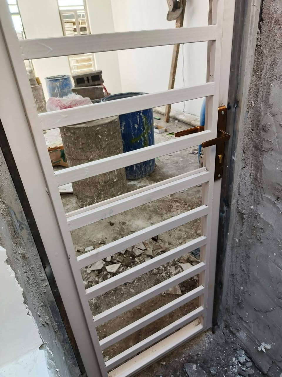 حسب الاتفاق في الوقت محدد 
نعمل أنواع الحداده نعمل بحرافيه شغل درجه اولى 
أبواب 🚪 شبابيك 🏩سقائف ⛺️ محجرات 🎢 فريمات 💈وايضا نعمل تصليحات 
أسعارنا مناسبه 💸
تسليم العمل في الوقت محدد ⏰️
الاتصال ومراسله على الأرقام التاليه 📲***********📱***********
العنوان البصره
