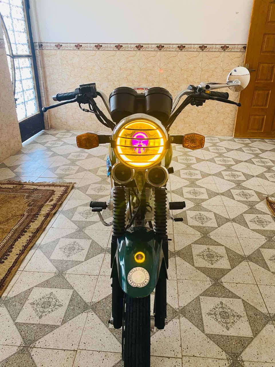للبيع فقط 2023طالعه ب2024شهر 8اوراق اصولي وصل معرض موجود دراجه بسمي لونهه الاصلي برتقالي مبدل زيتوني لجماليه دراجه جديده وخير من الله مكان كربلاء الابراهيمية سعر 1650وبيه مجال لشراي
***********
***********
