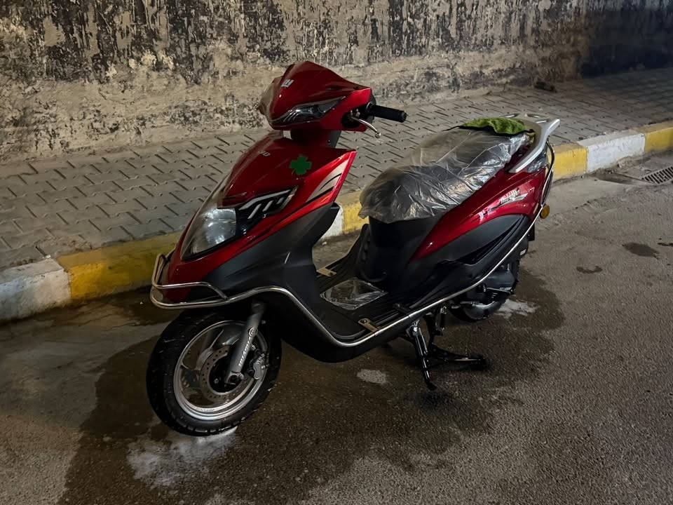 للبيع ….. هوشا F30 / 2025 ماليزي
اخت الزيرو جديده كلش📦
محرك110 cc 
ماشية 4 الاف حقيقي
على ايدي من الزيرو صارف عليها بس دهن وبانزين 
اشاير لد 
بگ لايت لد 
سويجات 2 
بعدها كتلوكات الشركه بيها ومري ما مشدودات مالها
محرك ناعم كلش
معروضه ب1500 وبيها مجال 
*********** واتساب
كوت

