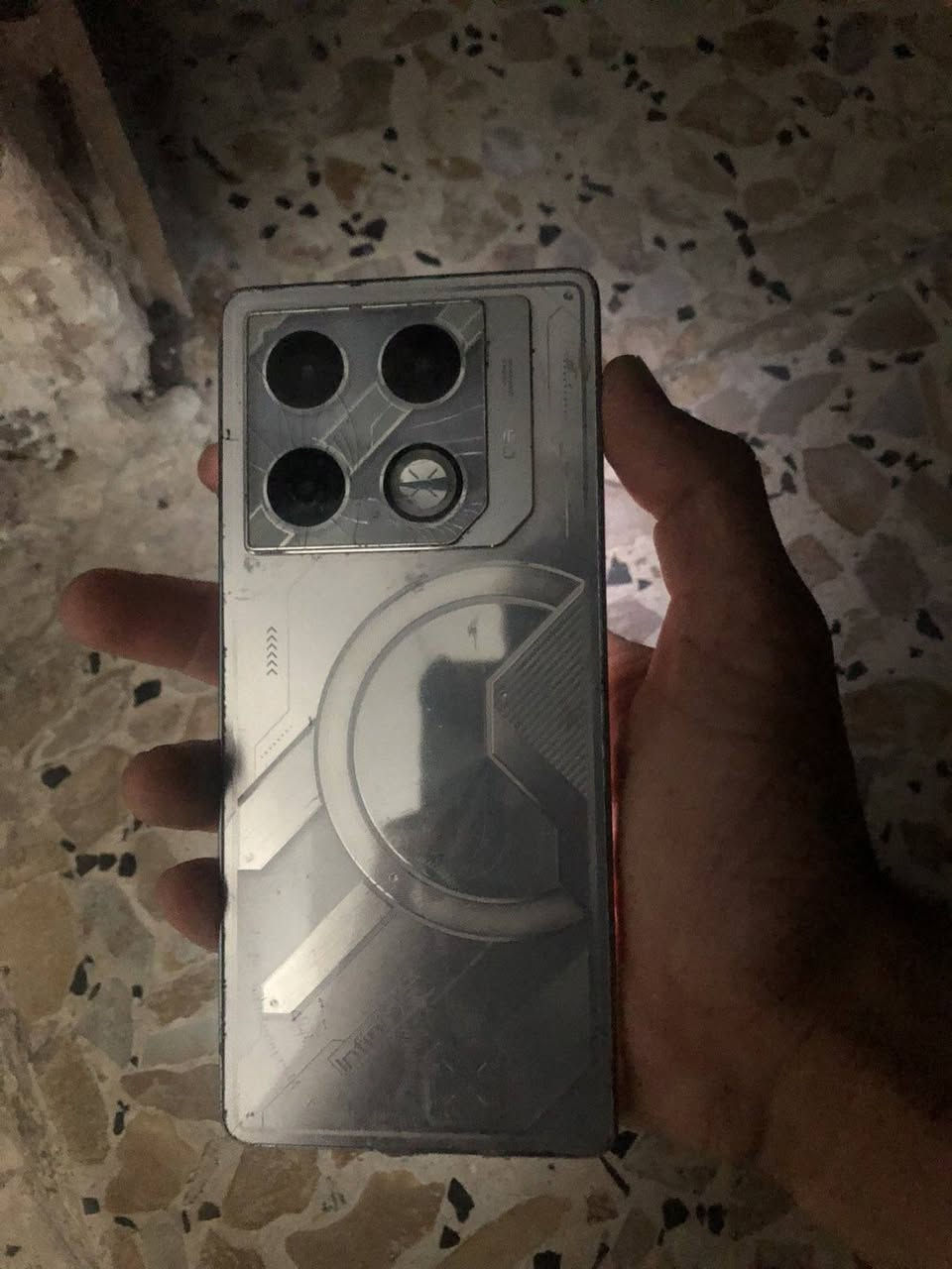 السلام عليكم اخوان عندي هذا الجهاز Infinix GT 20 Pro الجهاز ما مبدل بيه اي شيء جهاز نظيف امانه الله بس البيت مال السيم كارد ضيعوه جهال فقط السعر 160 مكاني بغداد مشتل هذا رقمي***********
