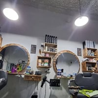 ٣ مري +رفوف تعليك  عرض لمرايه ٨٠ دائري فقط الجامه  مع الخشب يصير ١٠٠ د...