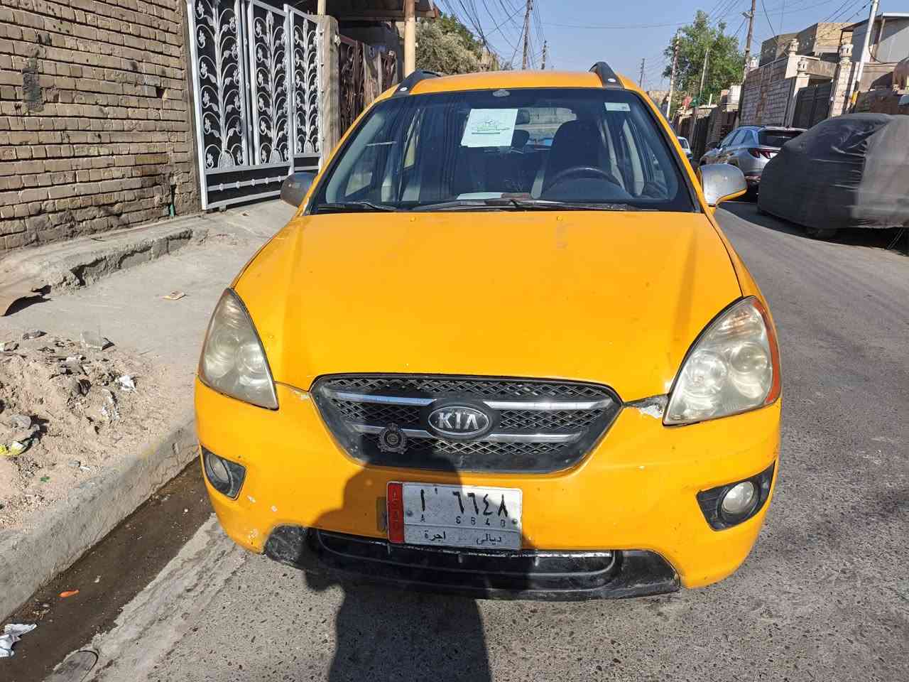 السلام عليكم
كيا رندو 
موديل ٢٠٠٨
كير ومكينه جديده 
تبريد وحداديه جديدة 
ميكانيكي كهربائي كله جديد 
وكشرهة شوف العين السياره صفره 
تحويل مباشر 
اكاتبك مروري السعر ٧٣
***********
