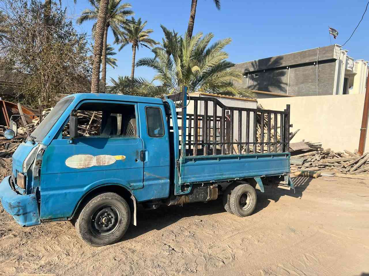 السلام عليكم بنكو موديل ٩٤ كير مكينه مكفولات السياره نقصها كهربائيات خارجيه فقط سعر ٤٤ وبيها مجال مكانها بغداد ابو غريب 
***********
