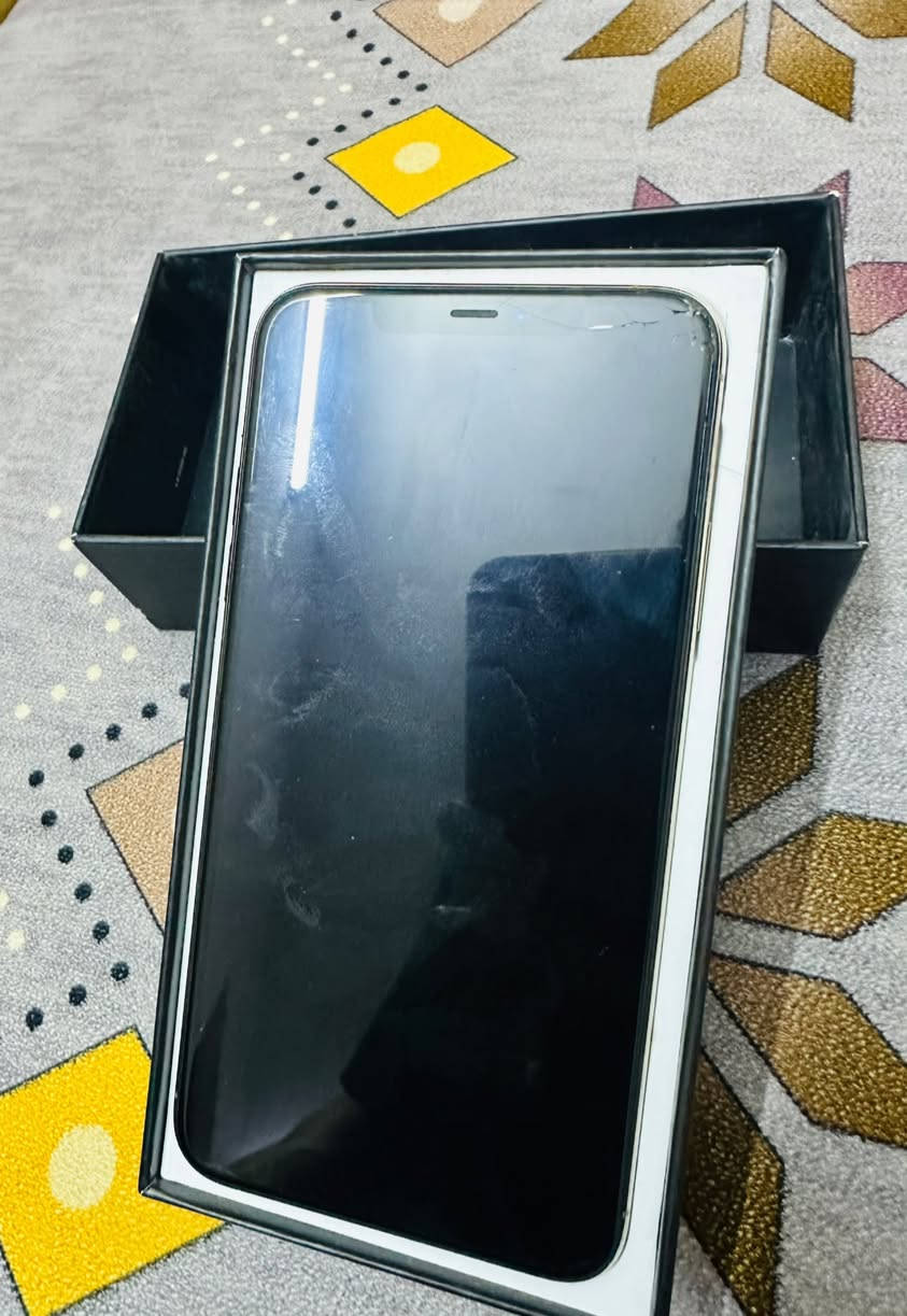 📱 للبيع iPhone 11 Pro Max
🔸 اللون: ذهبي

🔸 الذاكرة: 512GB

🔸 صحة البطارية: 🔋 71%

🔸 الجهاز ما مفتوح نهائياً

🔸 كلشي أصلي وما مبدل بي أي قطعة

🔸 ويا الكارتونة فقط

السعر 330 وبي مجال 
بغداد - شارع مرور الحسينية

متواجد خاص

او واتساب: ***********
