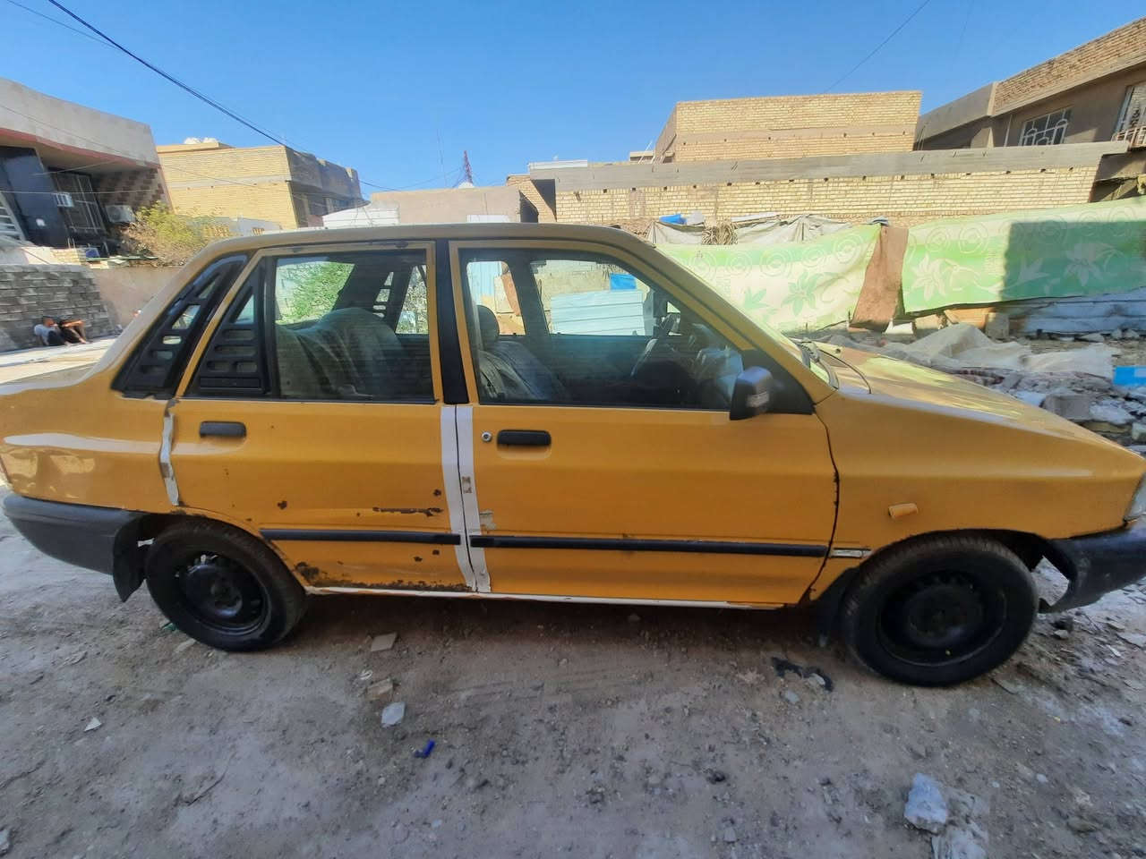 سلام عليكم سايبا للبيع موديل 2012
بأسمي رقم بغداد  مصفره هيئة وغرامة هزة بشهر الثاني سنوية تخلص ب2027  السيارة خير من الله مكينة وكير مكفولات بيها حادث باب السايق مبدل وتكمة ملحومة تبريد غير شغال تخم تايرات جديد ادامة منظومة البانزين قبل يوم  السعر ٢٤ بيها مجال مكاني التاجي ابو عضام 

رقم الهاتف ***********
