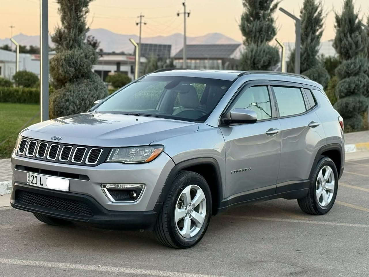 jeep  compass  
موديل ٢٠٢١
بونيتو چةمةلةغي سةكني بوياخة
ئيرباكي سيستةمة
مةكينةي مةرغوبة ٢.٤ بي توربوية
رةقةمو سةنةوي تازةية
٤ تايةي تازةية
گێڕو مەکینەو تەبریدو تە قەو رەقەی بە شەرت
ناو سپیە
کوشن جلدە
شاشاو کامیرایە 
بەسمە
شەغال
بریکی دوگمەیە
اوتو ستارتو ستوپو
سعري ١١٩$
سةيارةكة لةسليمانية
📞 ***********
********************************
جيب كومپاس
موديل ٢٠٢١
بنيت جاملغ سكن مصبوغ بدون داخل
ايرباك سيستم
محرك مرغوب ٤ سلندر ٢.٤ بدون تيربو
رقمو سنوي جديدة
٤ تاير ويل جديدة
گير محرك تبريد حدادية بشرت 
داخل  ابيظ
كشن جلد
شاشة كاميرا
بصمة
شغال
سايد بريك دگمة
اوتو (ستارت+ستوپ)
تحكمات ستيرن
مكان سيارة سليمانية
سعر ١١٩$
📞 *********** السليمانية, العراق
