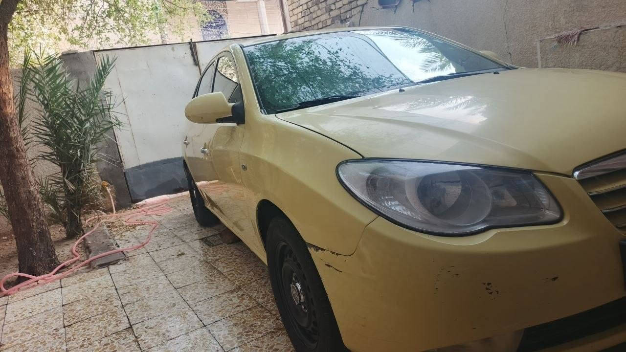 بيع مستعجل ادوات متؤم طبق الاصل
وصل هيئه بيها
مصفره غرامات
سياره حلوه جديده
كهربائيات كلها شغاله
تخم ويل اسود جديد
دواخل حلوه
شاشه اصليه 
حساسات 
كامره 
فقط المكينه تبخر
السعر 30 وبيها مجال 
مكانها بالعماره
***********
