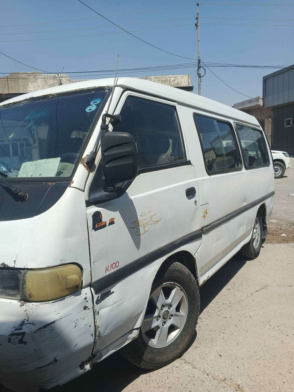 سيارة نضيفة بدون صبغ نهائية موديل 1996 مكينة مجفتة جديدة ماماشي عليها مسجل شغال كهربائيات شرط الفحص نمرة اربيل سيارة جاهزة و مجهزة شغل و امشي اي واحد يريدها يتواصل ع الواتس (***********) أربيل, العراق
