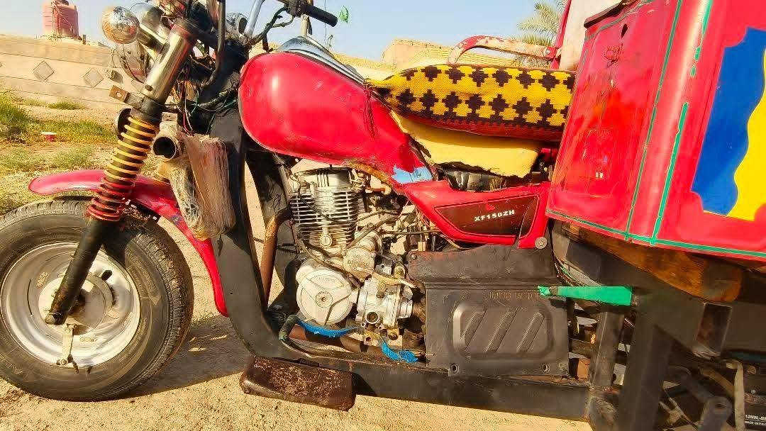 ستوته دايون  لل بيع
ستوته دايون  اوراق نضافه 100

مكينه دايون  نضيفه بعدهي بحيلها بس كاور مبدل بيه 

تواير نضاف 

اكسن مال شركه جديد توني شاده 

وكير بوكس توني شاده هم جديد بديها نضيف ماناقصه اي شي  باقي تفاصيل عله رقم  او مراسله عله  خاص 

***********
