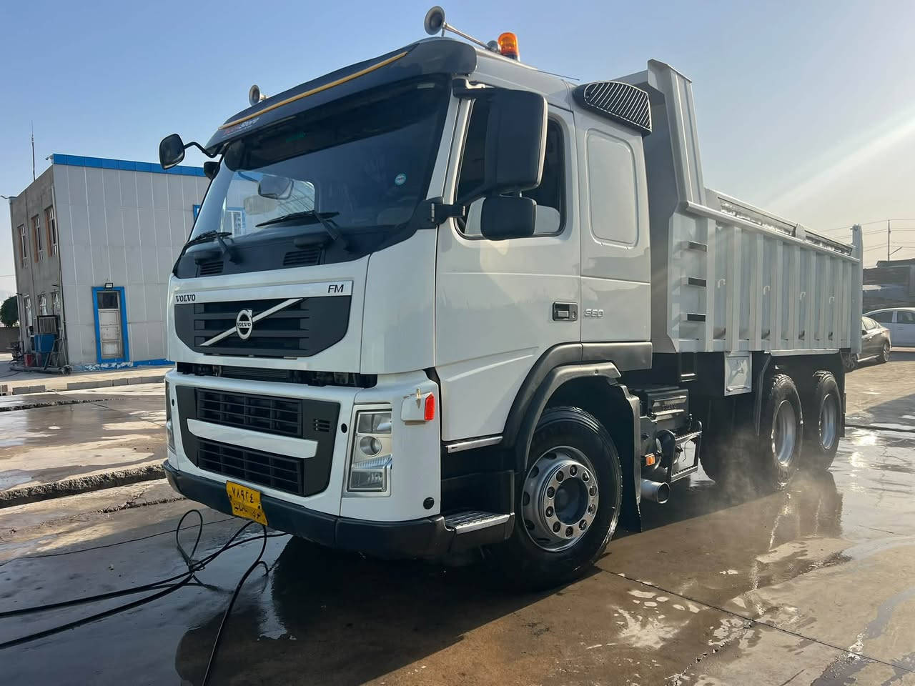 Volvo fm
مۆدیل 2006
مجموعە ڕەبەڵ 
شانسی دریژی بیلادی
گیرعادی ٣_٣
***********
