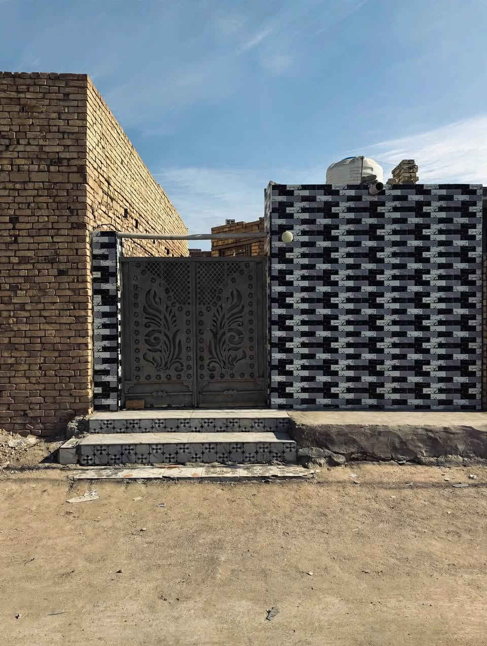 بيت للبيع • ١٥٠م • الجخيور