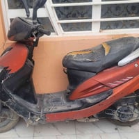 سيام نحلة..البيع كومة حديد كاملة شيلة وحدة، تفيد أهل المحلات وأهل التف...