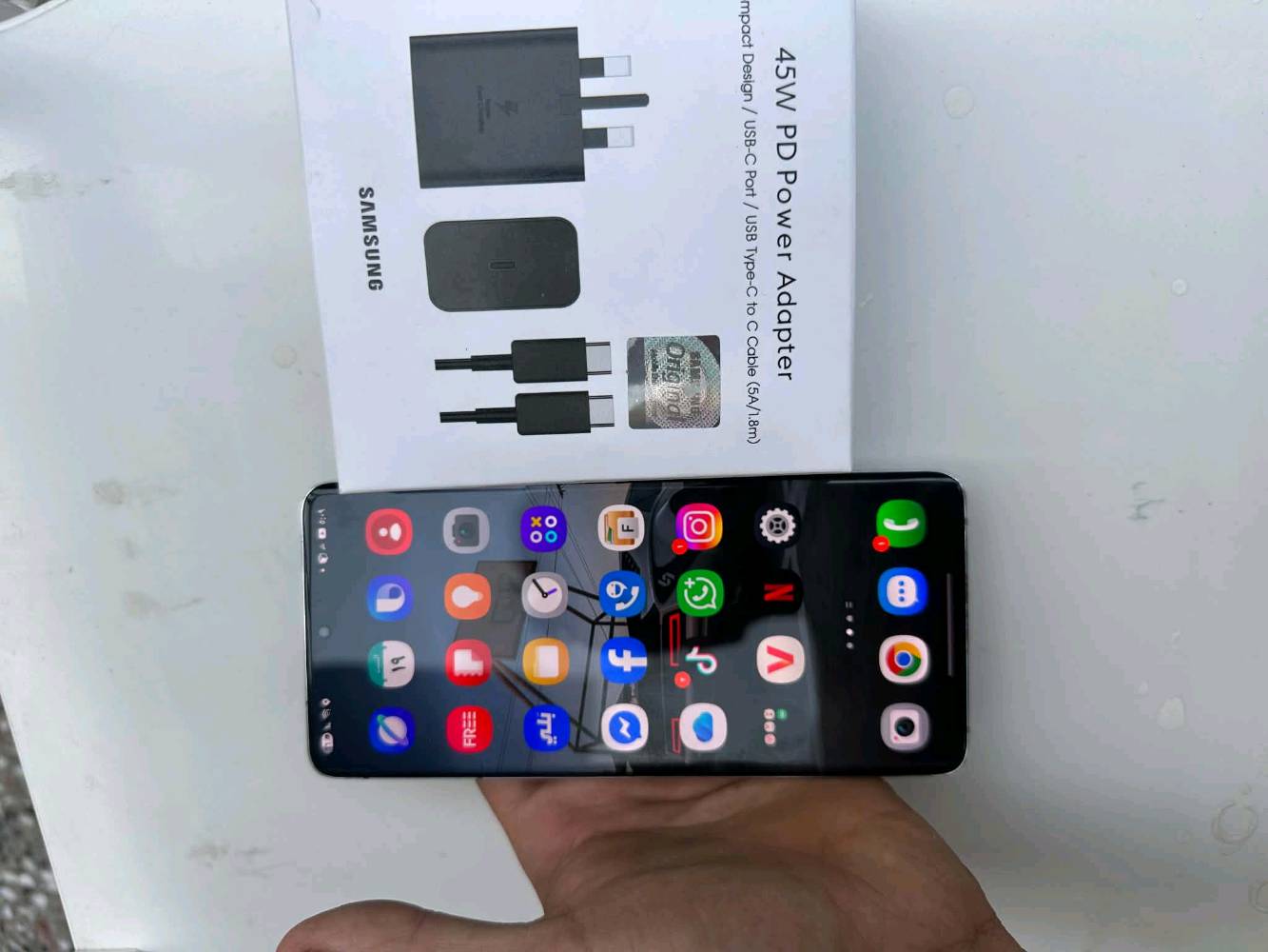 بيع او مراوس S21 الترا5G بطاريه 91

S21 الترا 5G مراوس
ذاكره 128 عشوائي 16
شاشه 120 فريم امولد 2X
معالج سناب دراكون +888
كاميرات من سوني احترفيه 108 بكسل تدعم المثبت البصري 
تصوير فيديو  4K و 8K 
تقريب الزوم مالته 100X
بطاريته 5000 
الهاتف نضيف جدا ومابيه اي خلل كامل مكمل ملحقاته شاحنته الاصليه وحافظه سعره 360 ومجال مكان بغداد البياع رقمي ***********