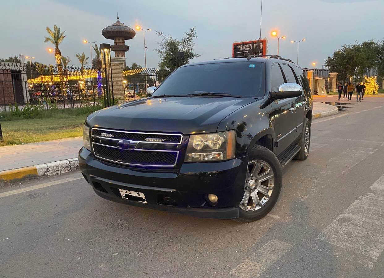 السلام عليكم 
بيع مستعجل. 
تاهو موديل 2008 ltz رئاسي Vip محرك 5300 فول مواصفات السيارة حلوة ونظيفة محرك وكير كفالة تبريد 3 قطع صدر تايرات حدادية نظيفة مصبوغة عام جمالية بيه تبديل قمارة. السيارة بأسمي رقم بغداد أنكليزي شرط تحويل ثاني يوم. 

السعر/ 130 ورقة $ بيه مجال بسيط حق الجيه فقط. 

العنوان/ المنصور-الأميرات 

الهاتف/ *********** الشراي يتصل غير متواجد على الفيسبوك. بغداد, العراق
