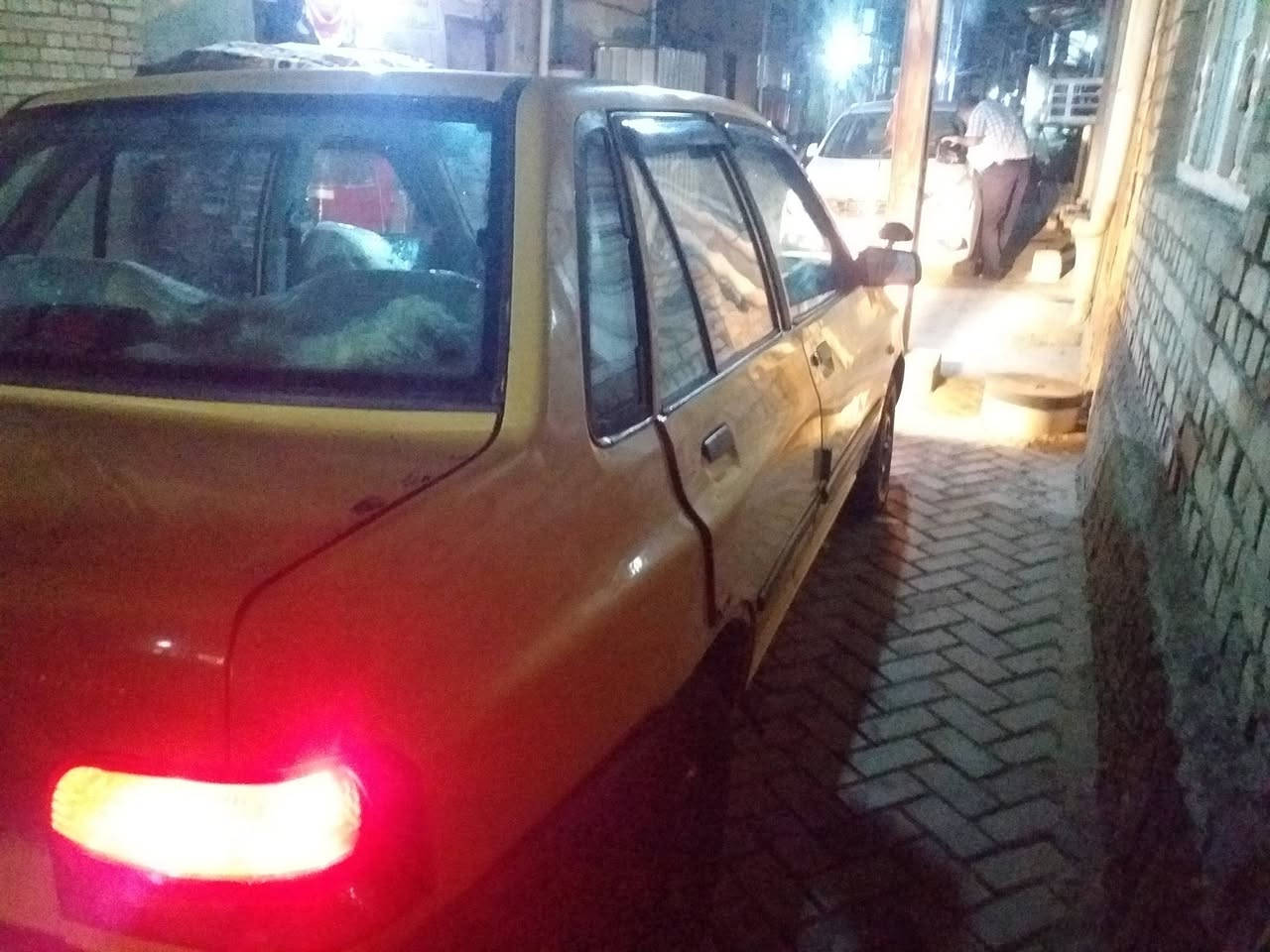 البيع 14 سعره 25 بيه مجال رقم جديد 30 هيه عليه 57 بيها ضربه بلصندوك مكان مدينه الصدر تحويل ثاني يوم سياره خير من الله مابيه شي رقم ***********
