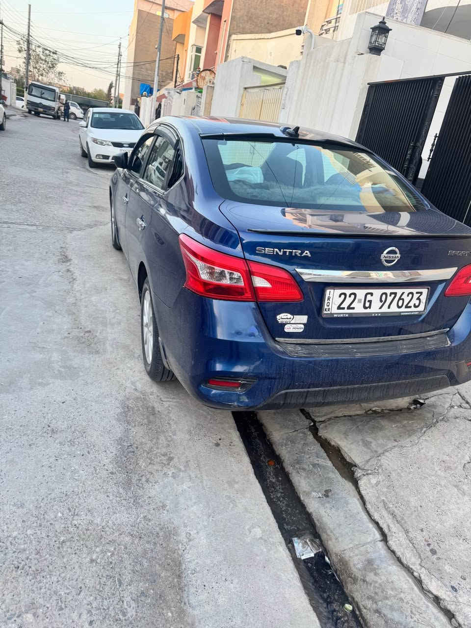 نيسان سينترا 2019 وارد أمريكي  ماشيه 141 كم رادار وبصمه كأمره خلفيه كشنات مغلفة جديد وأرضيه دوشمه جلد لايت زنون بيه صبغ جاملغ ودوسه الباب مال سكن السعر 99ورقه وبي مجال مكان السيارة اربيل *********** أربيل, العراق
