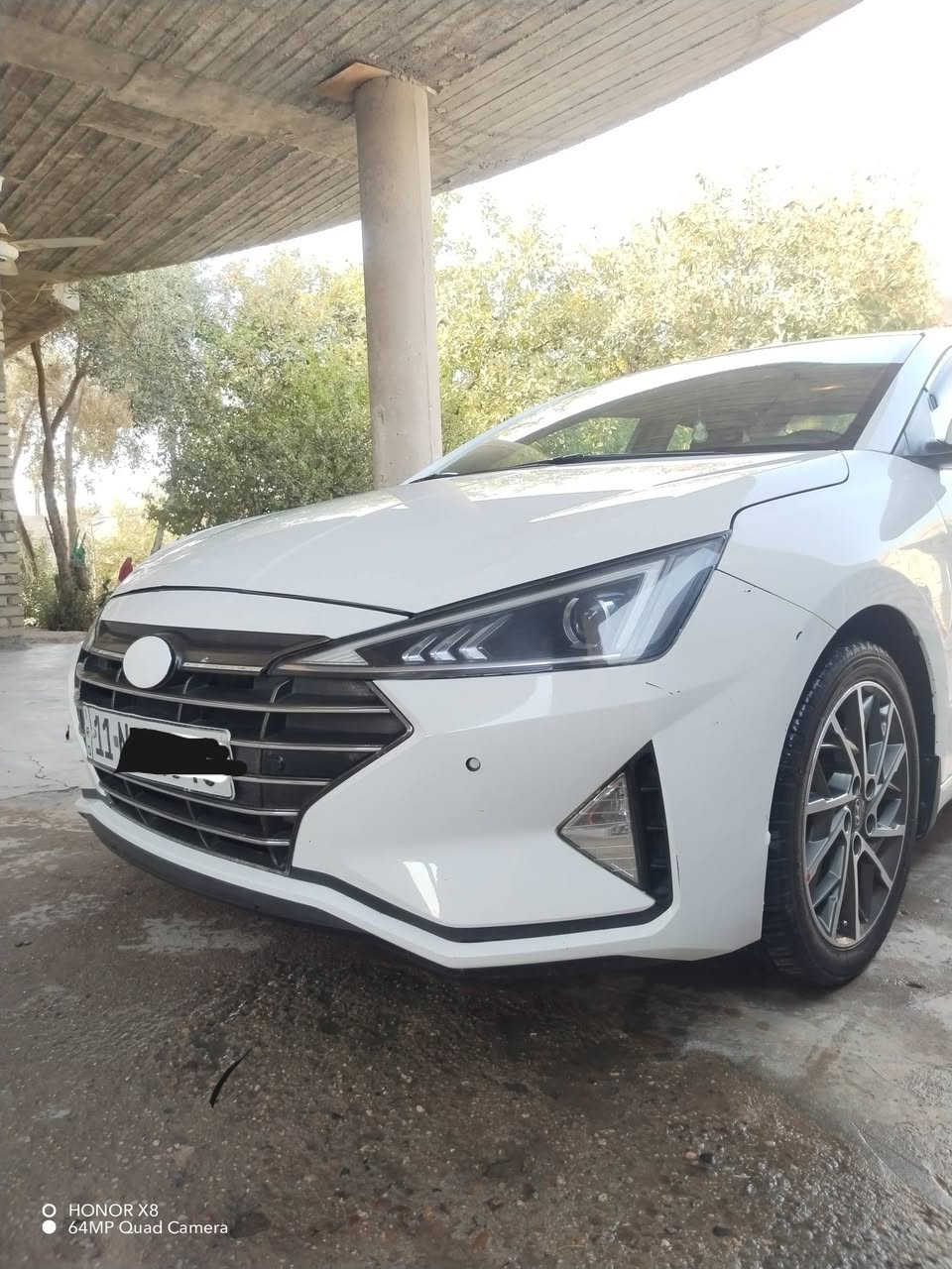 سلام عليكم
ألبيـع النترا 2020
كفاله عامه 
رقم بغـداد دولي 
خلـيجي مكيـنه 2000 دوش 
ماشيه 73  
كير مكينه حداديه شركه 
تبريد قطعتين داخل صاج + بيجي 
فول موصفـات واحد ع واحد
فتحه سلايت 
بصمه اشاير بلمري  مري شفط 
حساسات خلفيه 
شاشه كبيره  
٣ وضعيات قياده 
بصمه ابواب 
ويل كب كروم 
ملاحظه سياره مكفوله وجديده ما نقصه شي خير من الله 

السعر 153وبيه مجال 
مكان السياره كربلاء 
الاستفسار رقم ***********

نص مكتوب في الصور:
- HONOR X8 64MP Quad Camera
- HONOR X8
- 64MP Quad Camera
- O HONOR X8