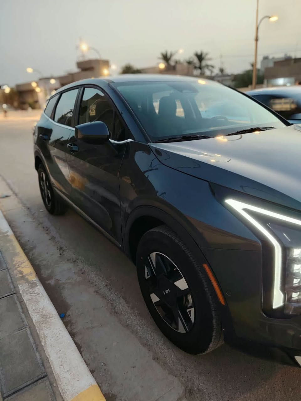 السلام عليكم
سبورتج 2026 Lx مواصفات معروفه 
عداد المسافه 2000ميل فقط 
الحادث فقط صبغ باب +جاملغ الأيمن 
رقم أربيل‼️⚠️
بصمه شاشه كبيرة تحديد مسار قيادة ذاتية رادار امامي خلفي وكافة المواصفات
مكاني حله مركز 
للاستفسار ***********
