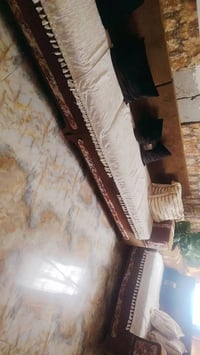 ديوان • نظيف • متاح