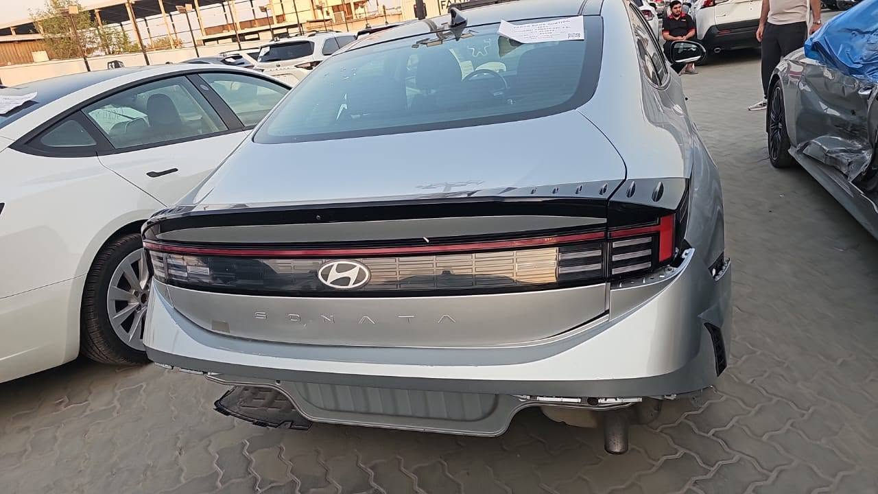 سوناتا 2024 لمتد
فول بانوراما بصمه جلد
واصل ميناء 155مصلح

رابط كروب واتساب الخاص في جميع السيارات الوارد الامريكي و الخليجي 👇:
https://chat.whatsapp.com/DTIGSnHsRSl8b6A8vxIoct
ترهم حره ترهم شهداء

للتواصل و الاستفسار ***********

نص مكتوب في الصور:
- 50117066x