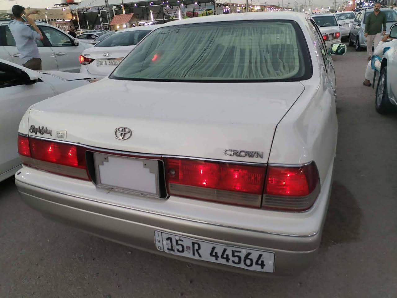 للبيع راس الثور فلات موديل 2003 السياره مكفول كير ومكينه وتبريد شغاله ثلج السعر 100 وبيها مجال الاتصال عل الرقم ***********
