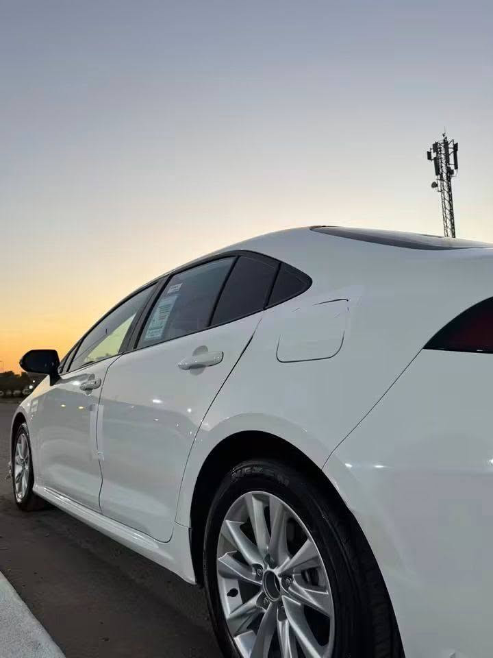 كورلا 2024 هايبرد شكل الخليجي 
ماشيه 20 ألف 

فول مواصفات 

مكفوله من الصبغ والبارد

السعر 155 وبيها مجال بسيط 

مكاني الرمادي حي العادل 

الأستفسار 
***********
