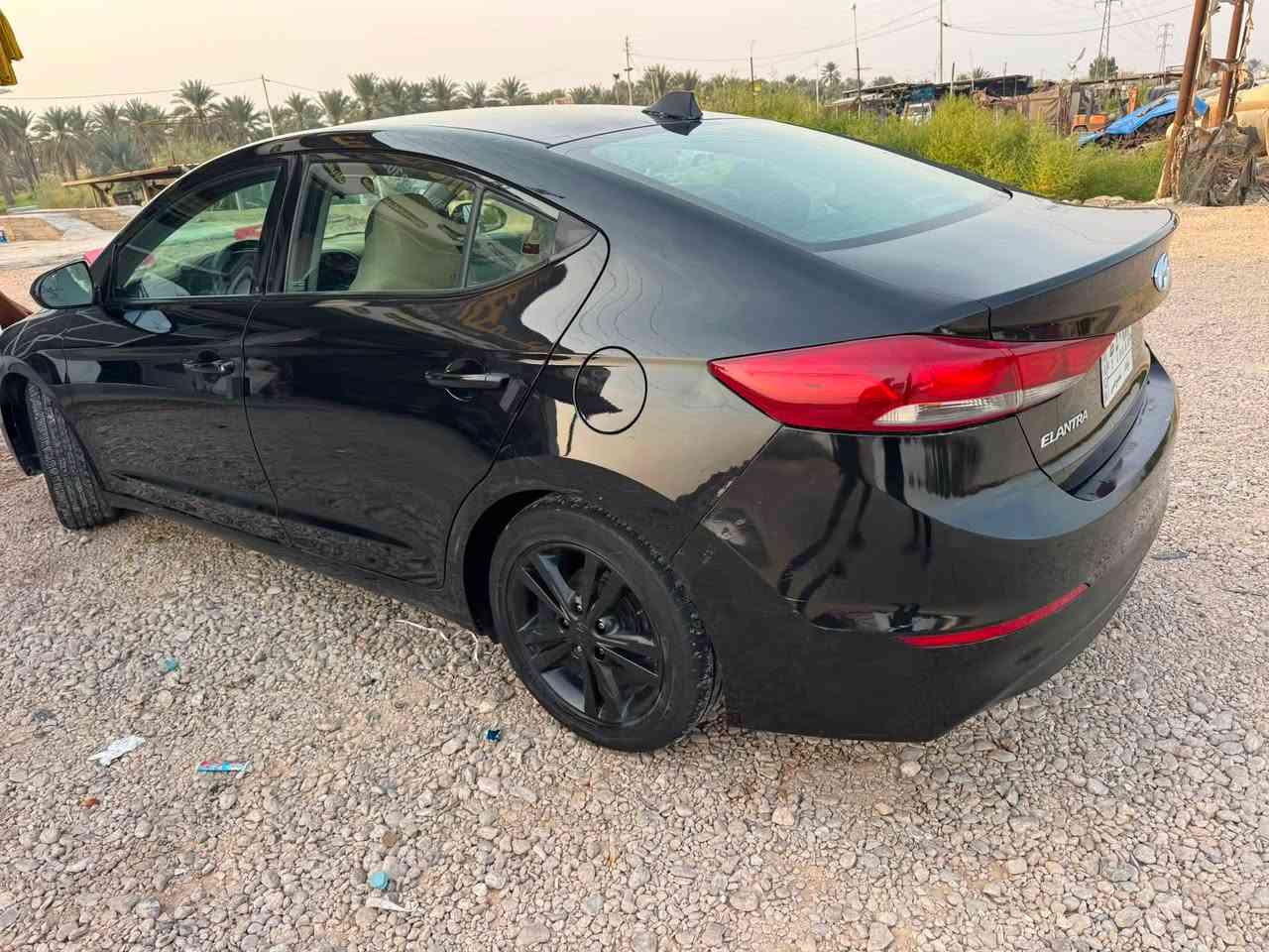 سلام عليكم النترا ٢٠١٧ وارد امريكي حادثها بس بنيد من امريكا وهنا بالعراق باب خلف سايق صار بيه صبغ ويم رقم بالجنطه هم اكو صبغ سياره جاهزه من كلشي مكينه وكير وتبريد رقم بغداد سعر ١٠٨ وبيها مجال قليل 
للاتصال 
***********
***********
